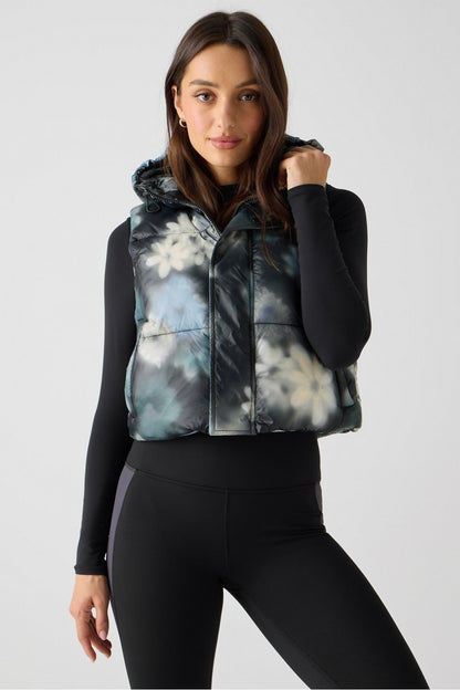 Fabletics Essential Shine Cropped Hooded Puffer Vest