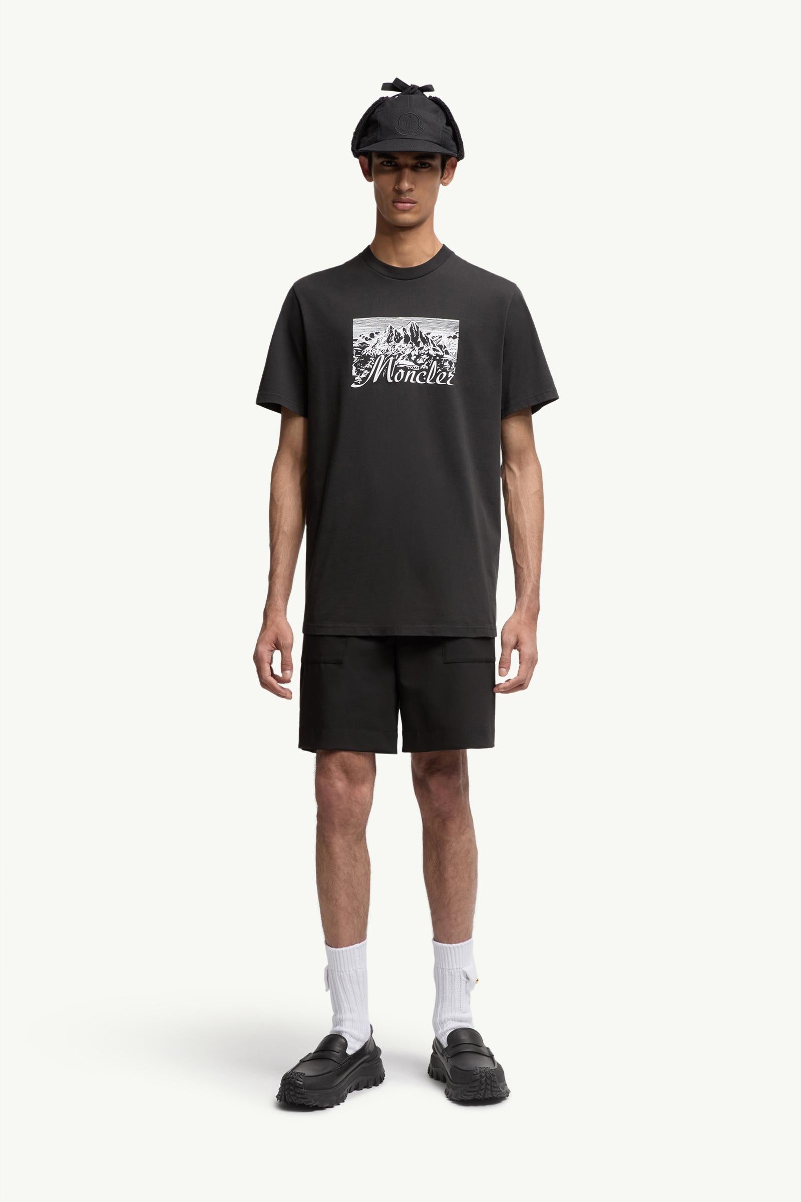 Moncler Mountain Logo Cotton T-Shirt Black Black