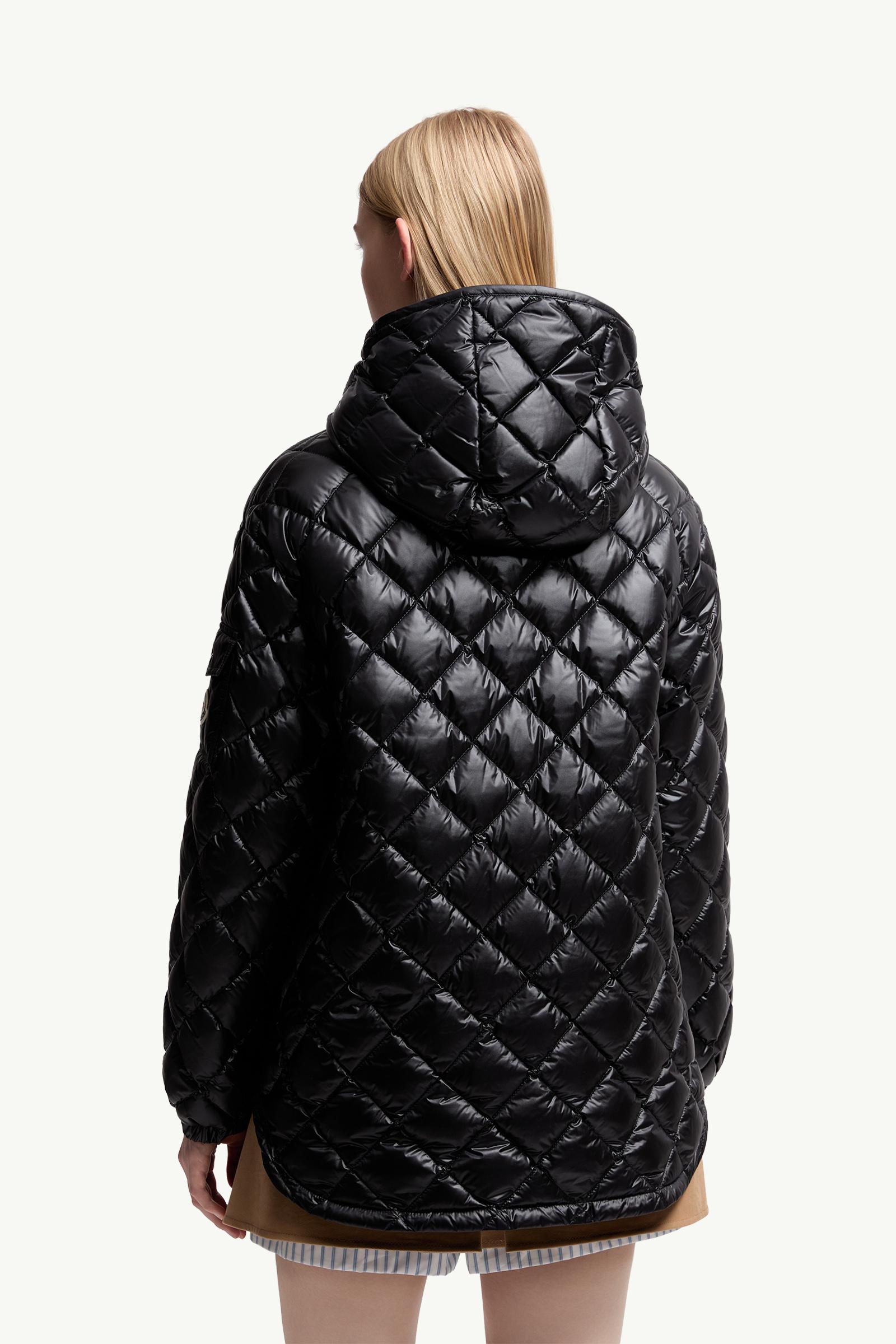 Moncler Diamond-Quilted Hooded Short Down Jacket Black Black