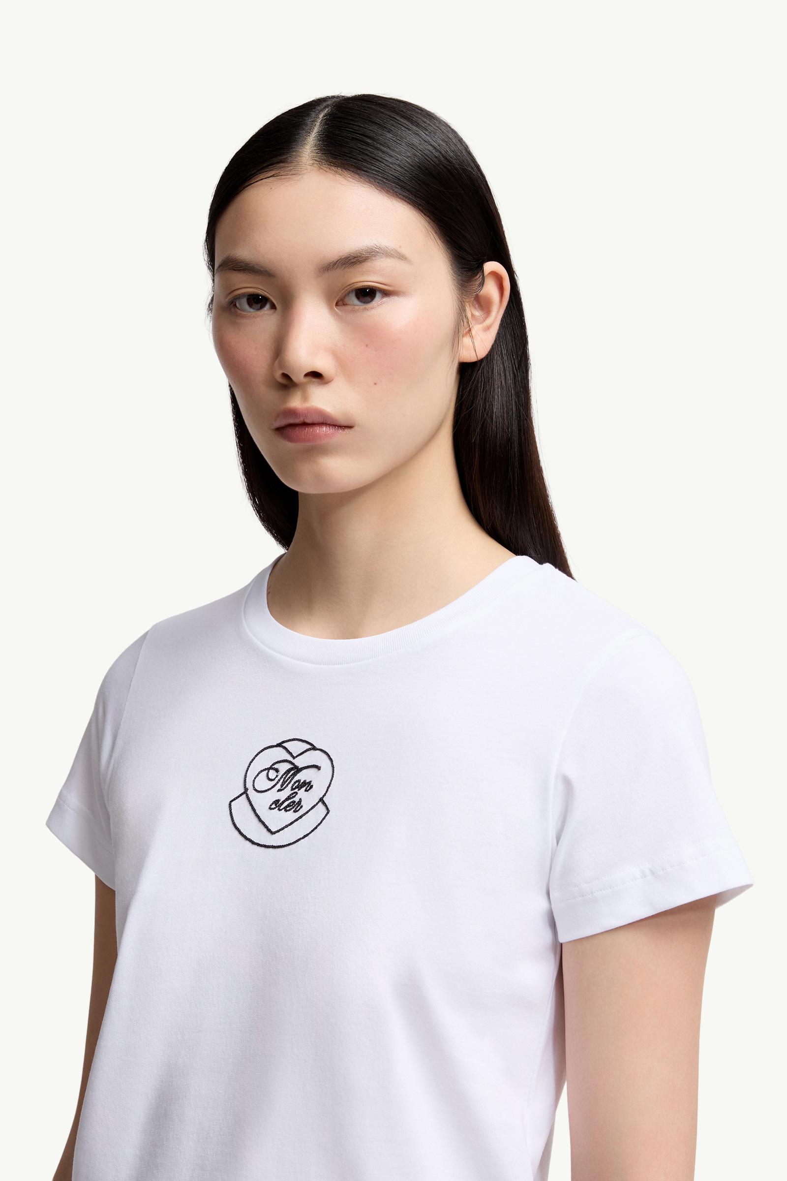 Moncler Embroidered Heart Logo Cotton T-Shirt White White