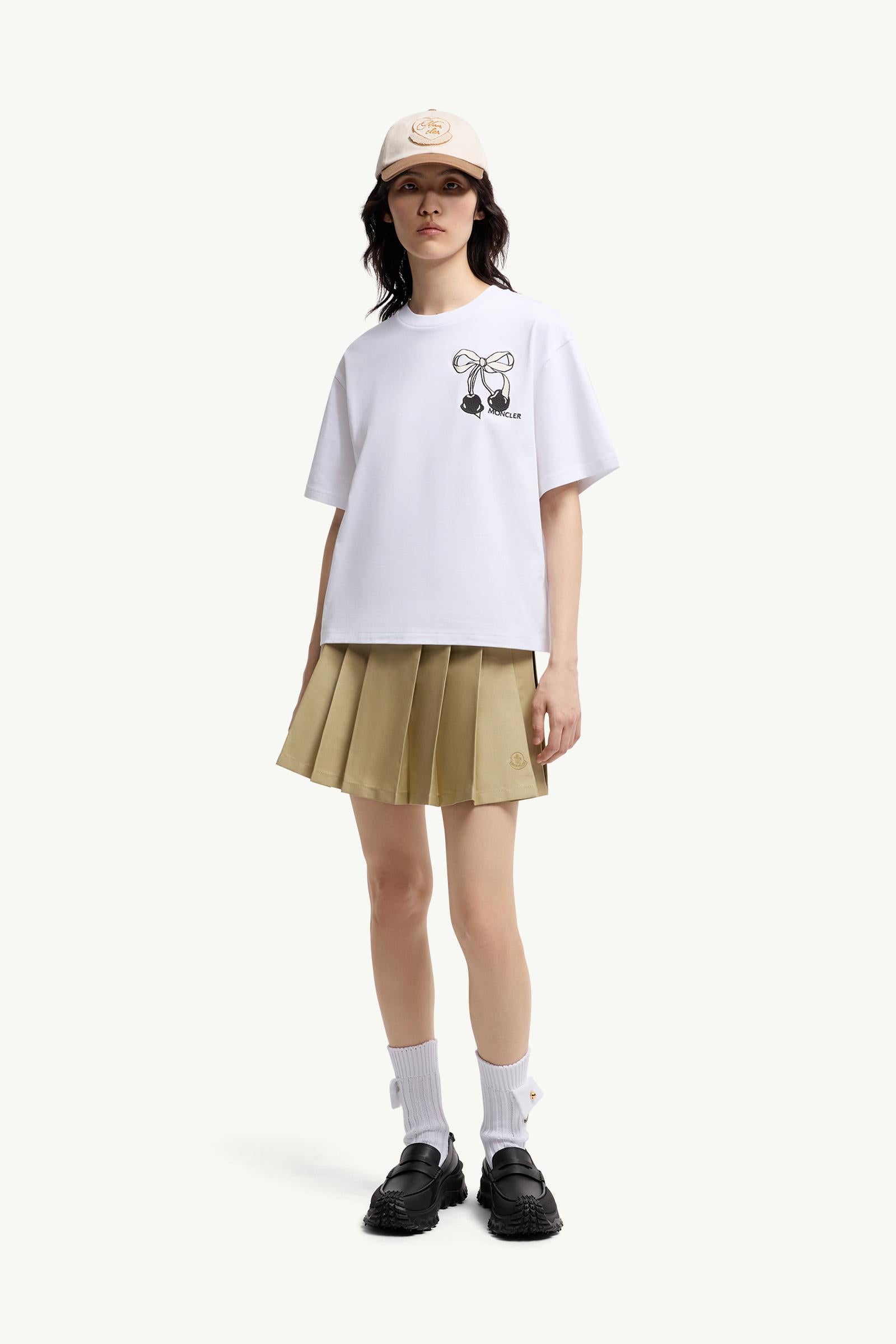 Moncler Embroidered Cherry Logo Cotton T-Shirt White White