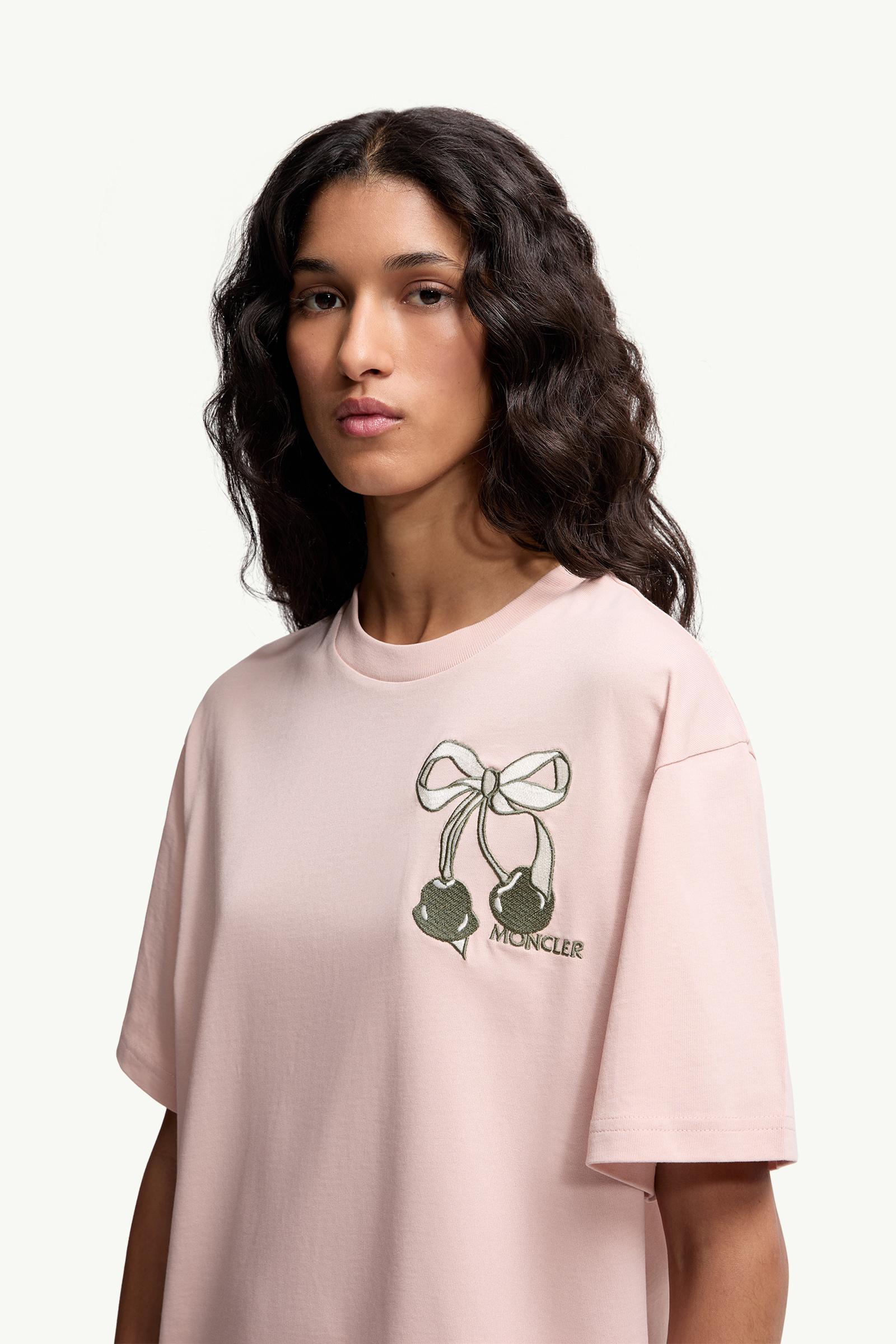 Moncler Embroidered Cherry Logo Cotton T-Shirt Light Pink Light Pink