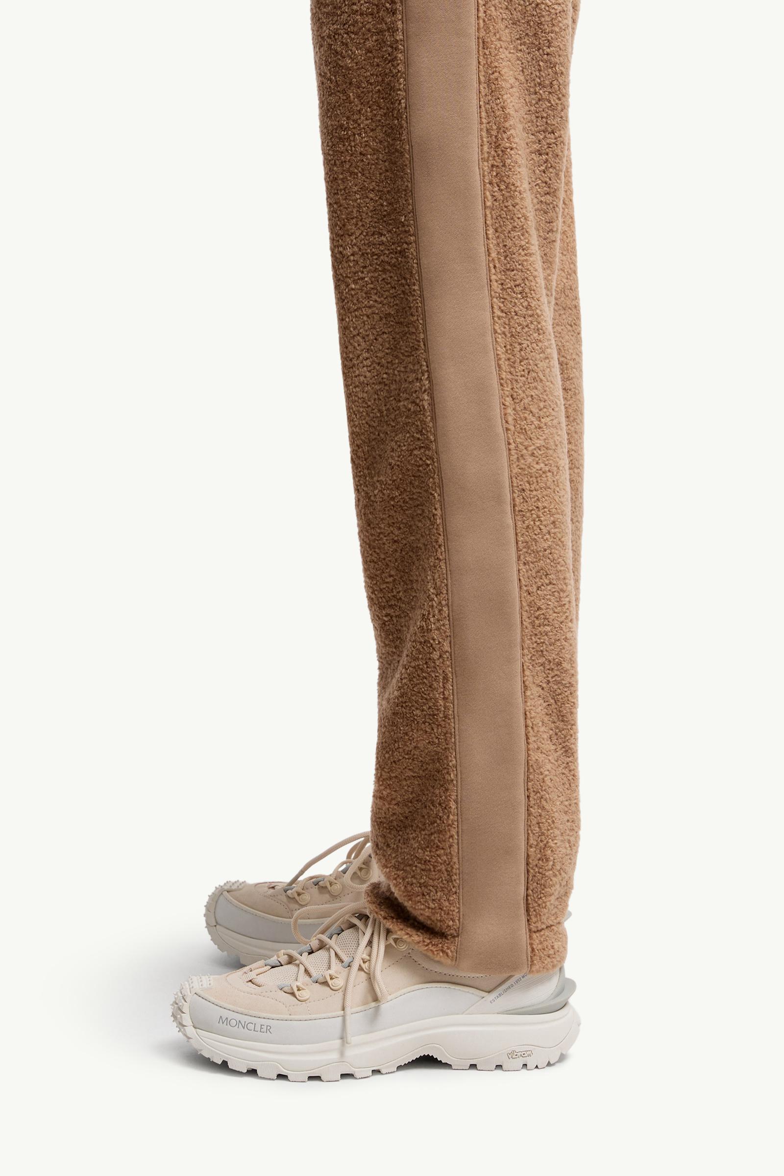 Moncler Teddy Sweatpants Beige Beige