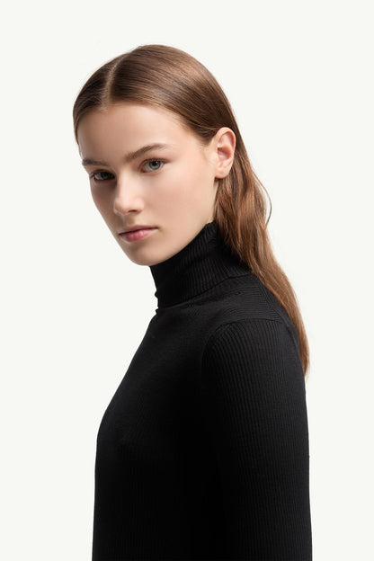 Moncler Logo Wool Turtleneck Sweater Black Black
