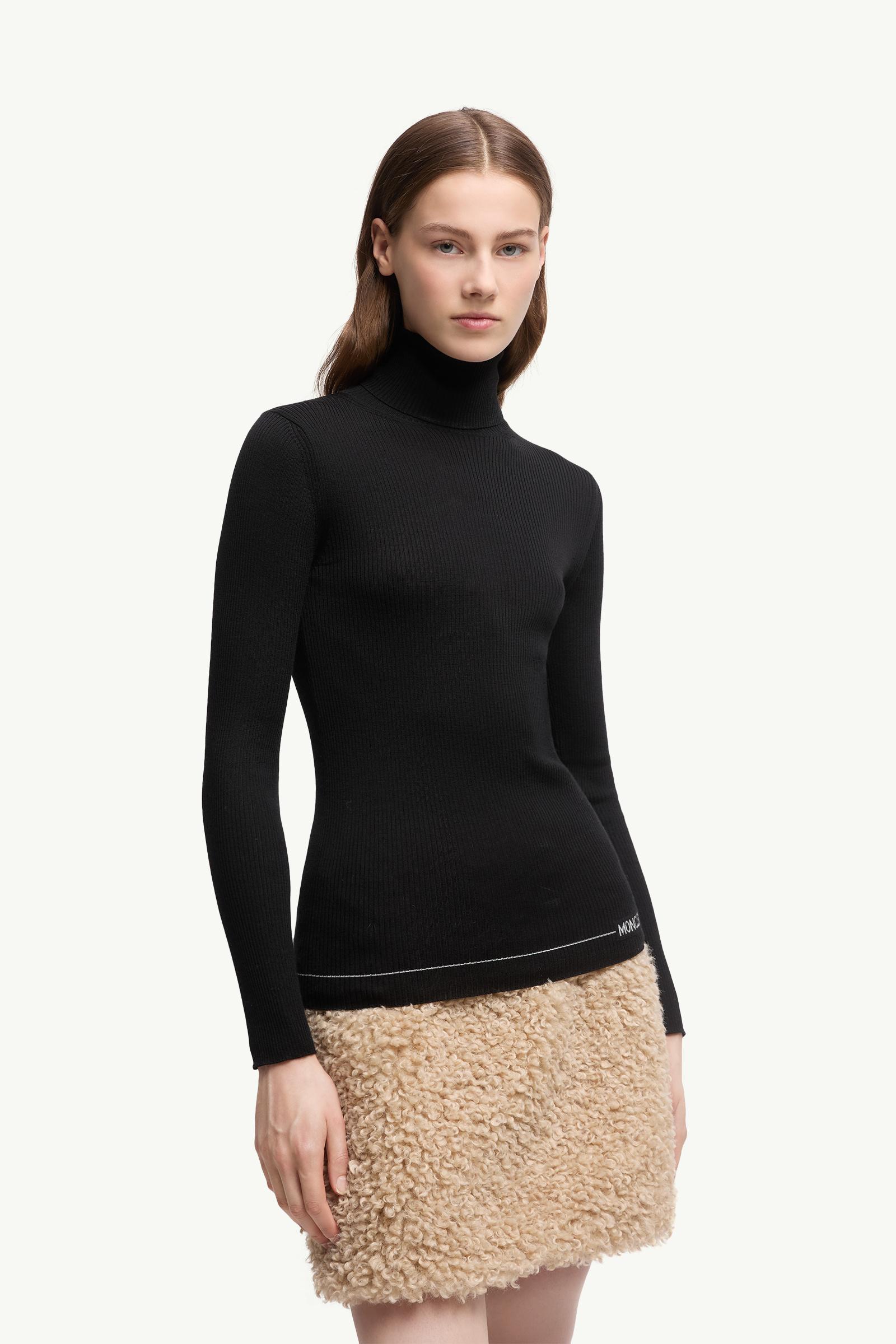 Moncler Logo Wool Turtleneck Sweater Black Black