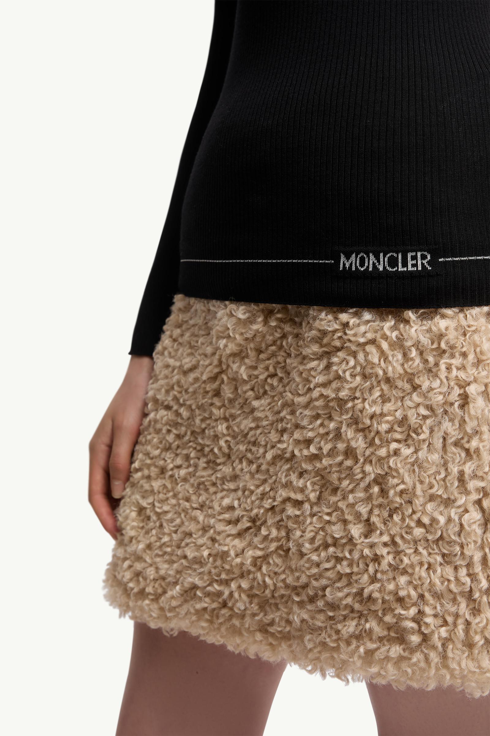 Moncler Logo Wool Turtleneck Sweater Black Black