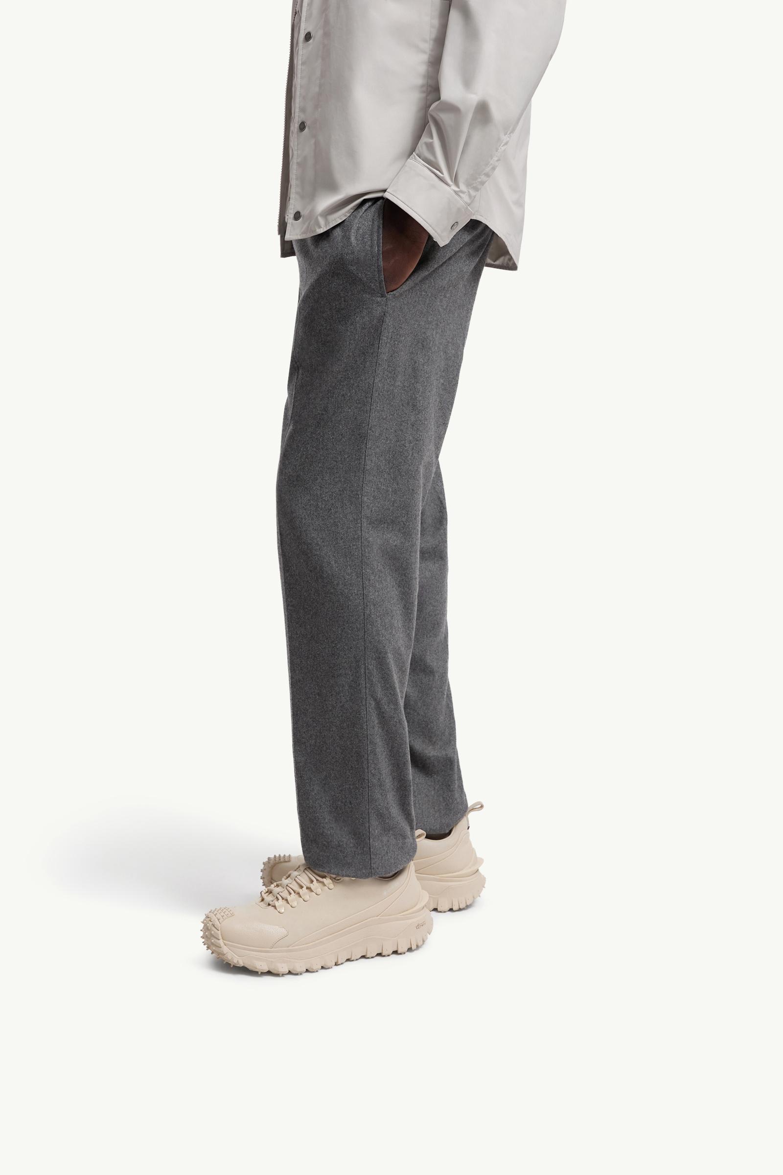 Moncler Trailgrip APEX2GTX Nubuck & Leather Sneakers White