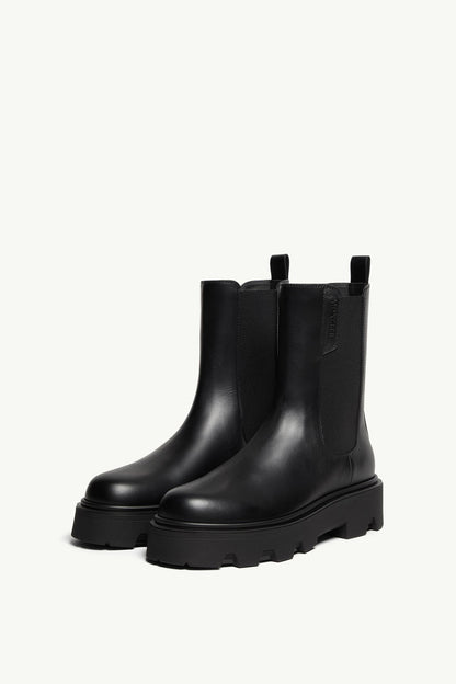 Moncler Aurea Leather Chelsea Boots Black