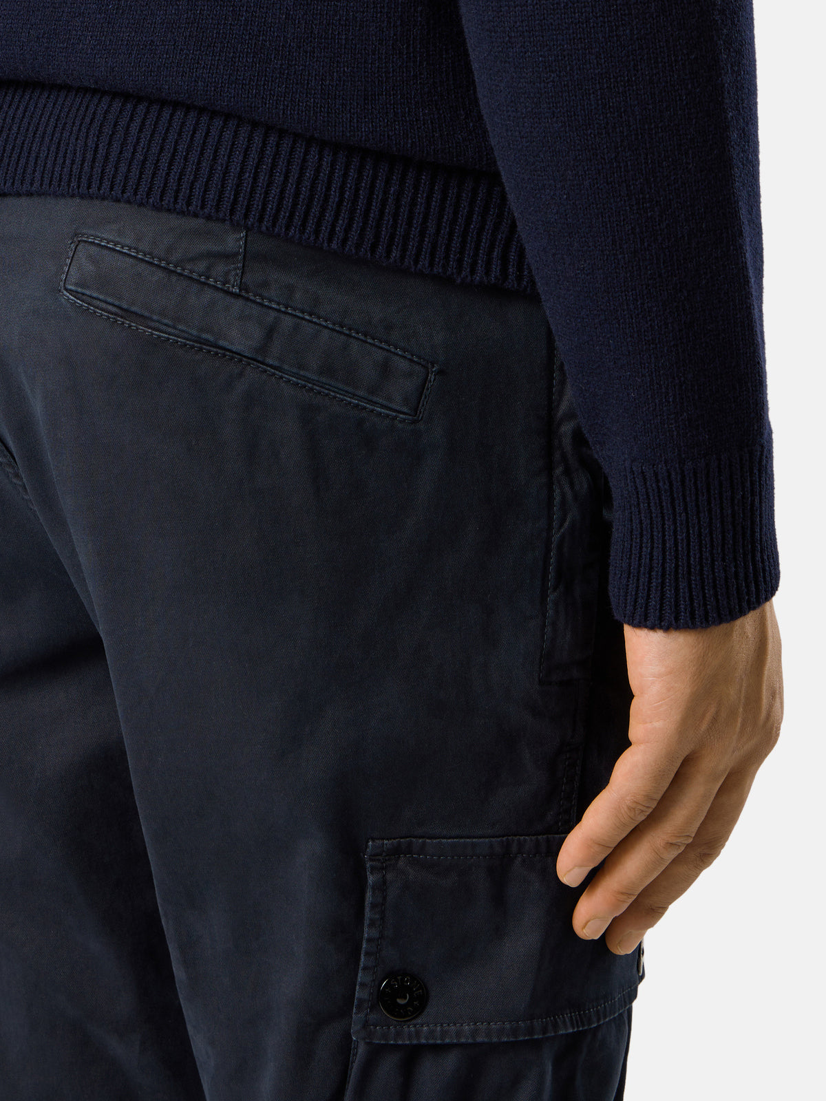 Stone Island Slim-Fit Cargo Trousers with Zip Pockets 3100034