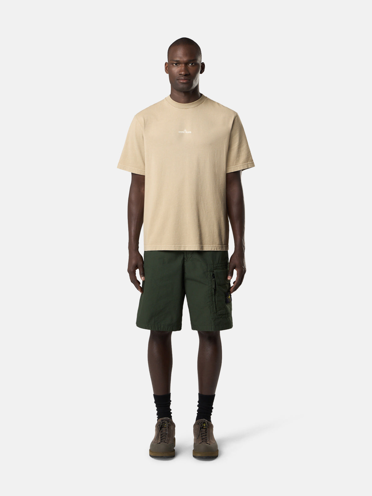 Stone Island Loose-Wide-Leg Bermuda Shorts with Snap Pockets L100003