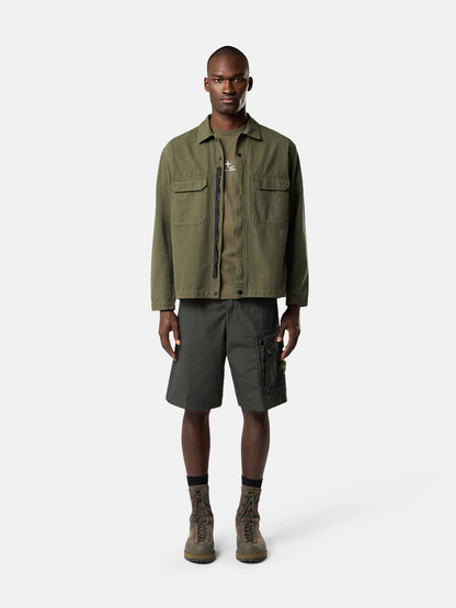 Stone Island Loose-Wide-Leg Bermuda Shorts with Snap Pockets L100003