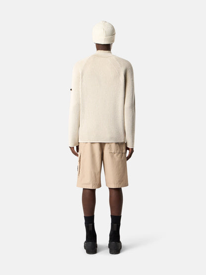 Stone Island Loose-Wide-Leg Bermuda Shorts with Snap Pockets L100003