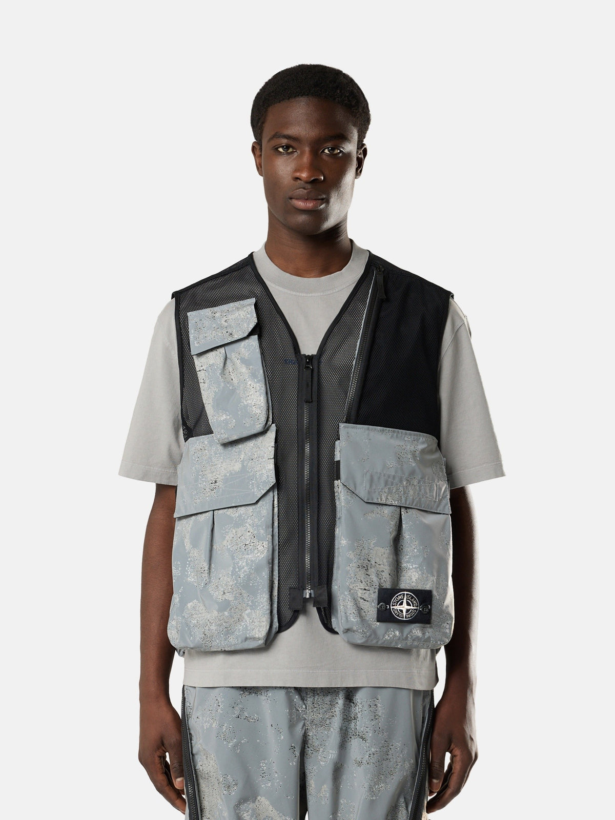 Stone Island Vest with Multiple Pockets and Utility Loops G100001