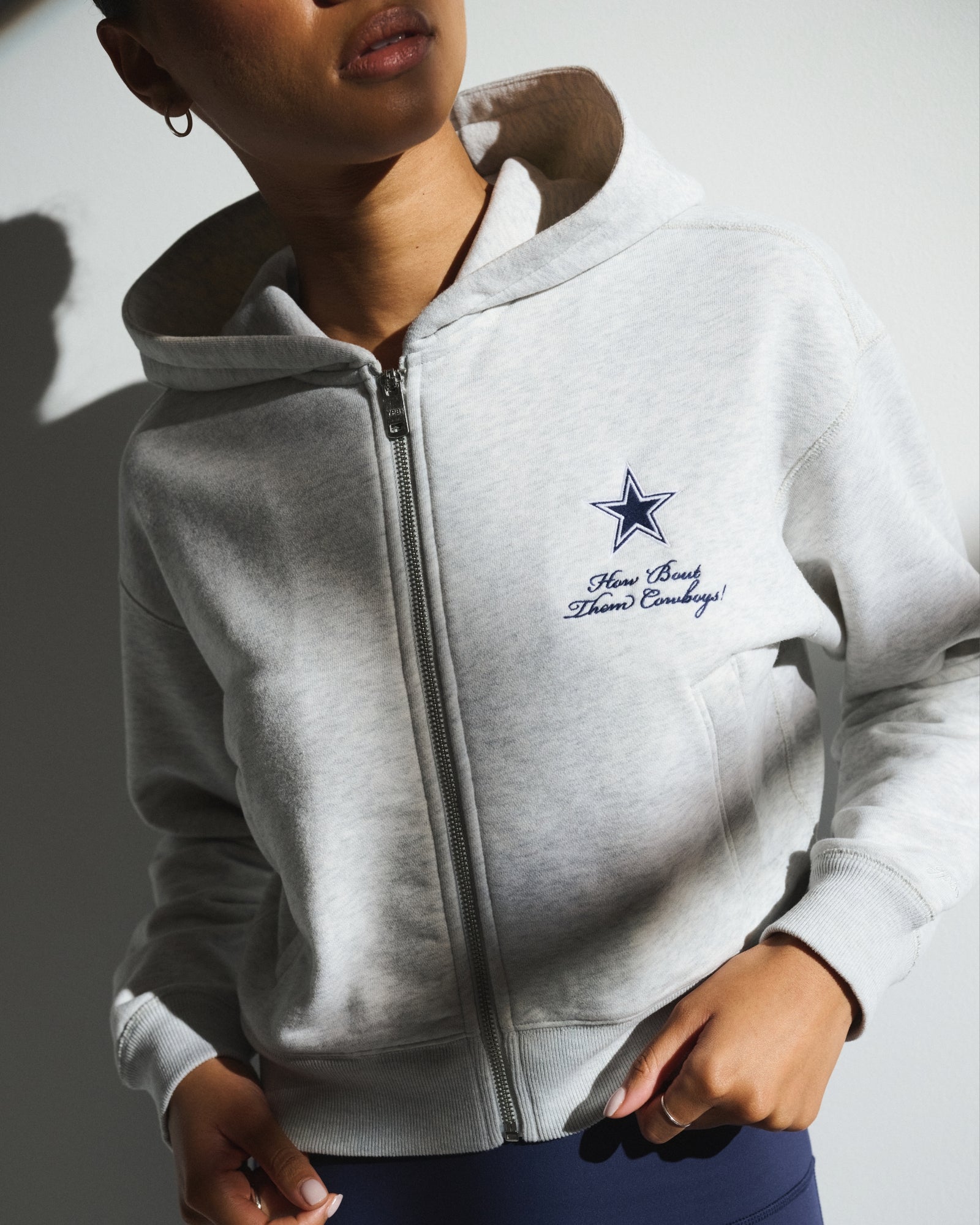 Abercrombie YPB On The Go 6AM Buffalo Bills Full-Zip Hoodie