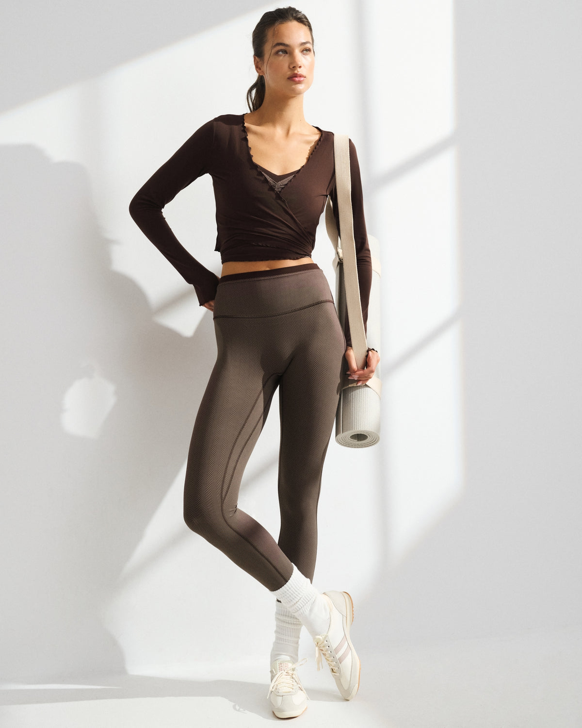 Abercrombie YPB studioFLEX Lettuce-Hem Wrap