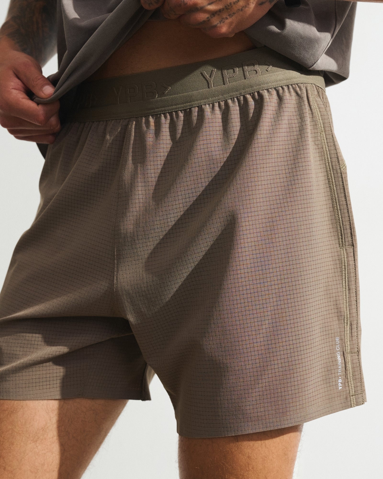 Abercrombie YPB Motionvent Lightweight Unlined Training Short