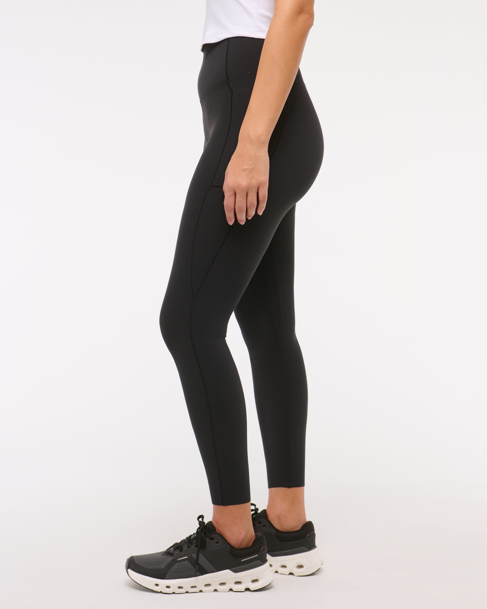 Abercrombie YPB studioFLEX Curve Love 7/8-Length Pocket Legging