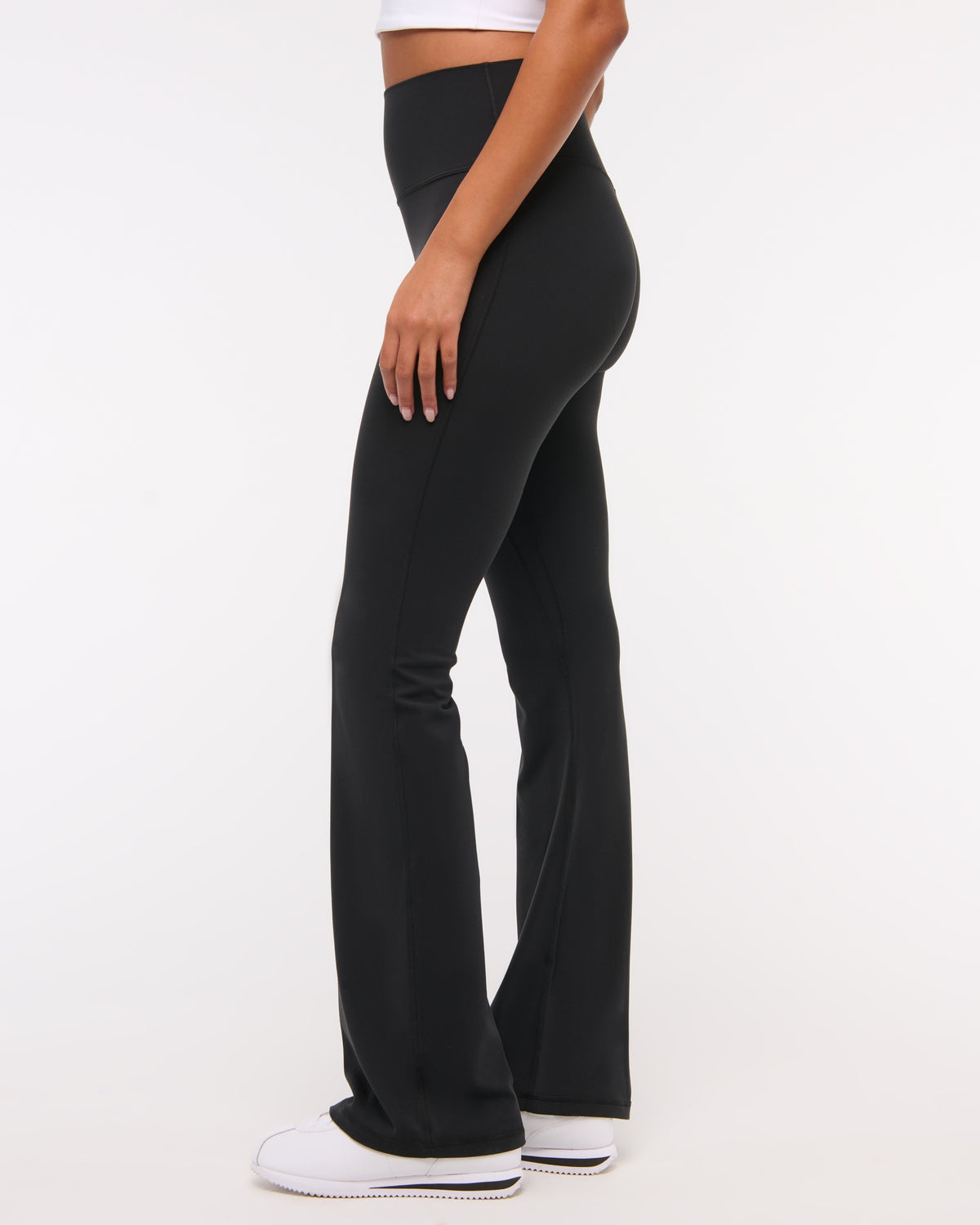 Abercrombie YPB studioFLEX Flare Legging