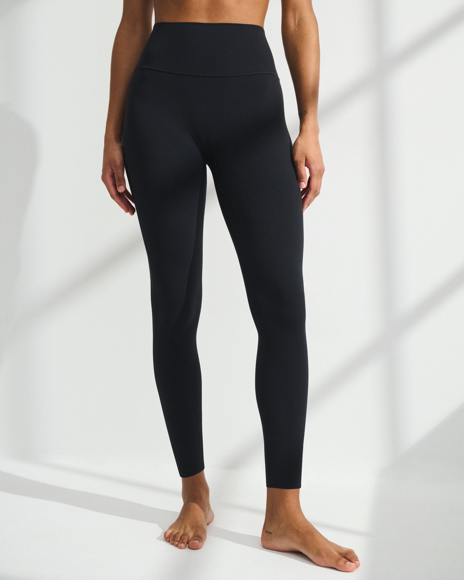 Abercrombie YPB studioFLEX Curve Love 7/8-Length Legging