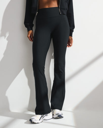 Abercrombie YPB sculptLUX Curve Love Flare Legging