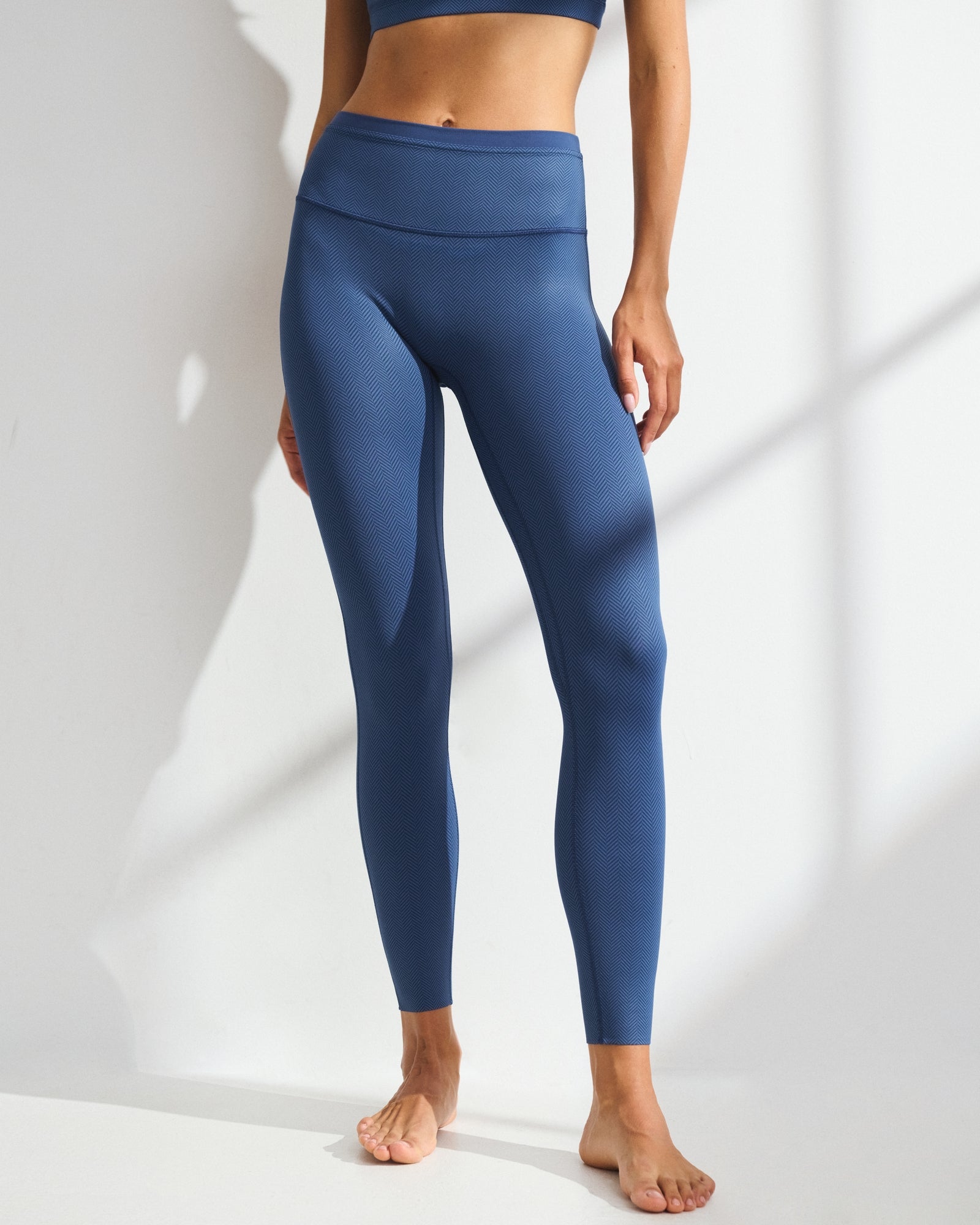 Abercrombie YPB studioFLEX 7/8-Length Legging