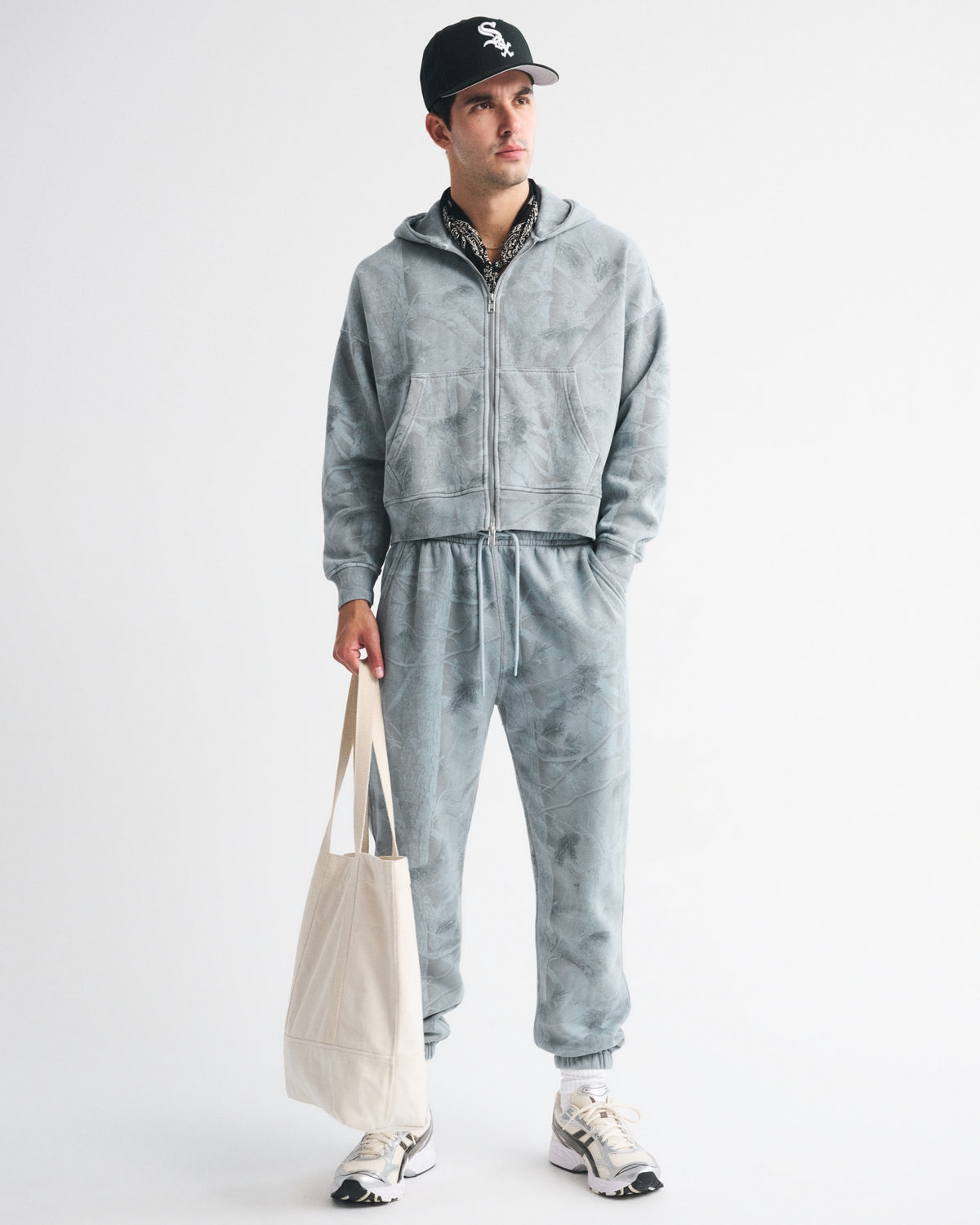 Abercrombie Essential Cropped Full-Zip Hoodie