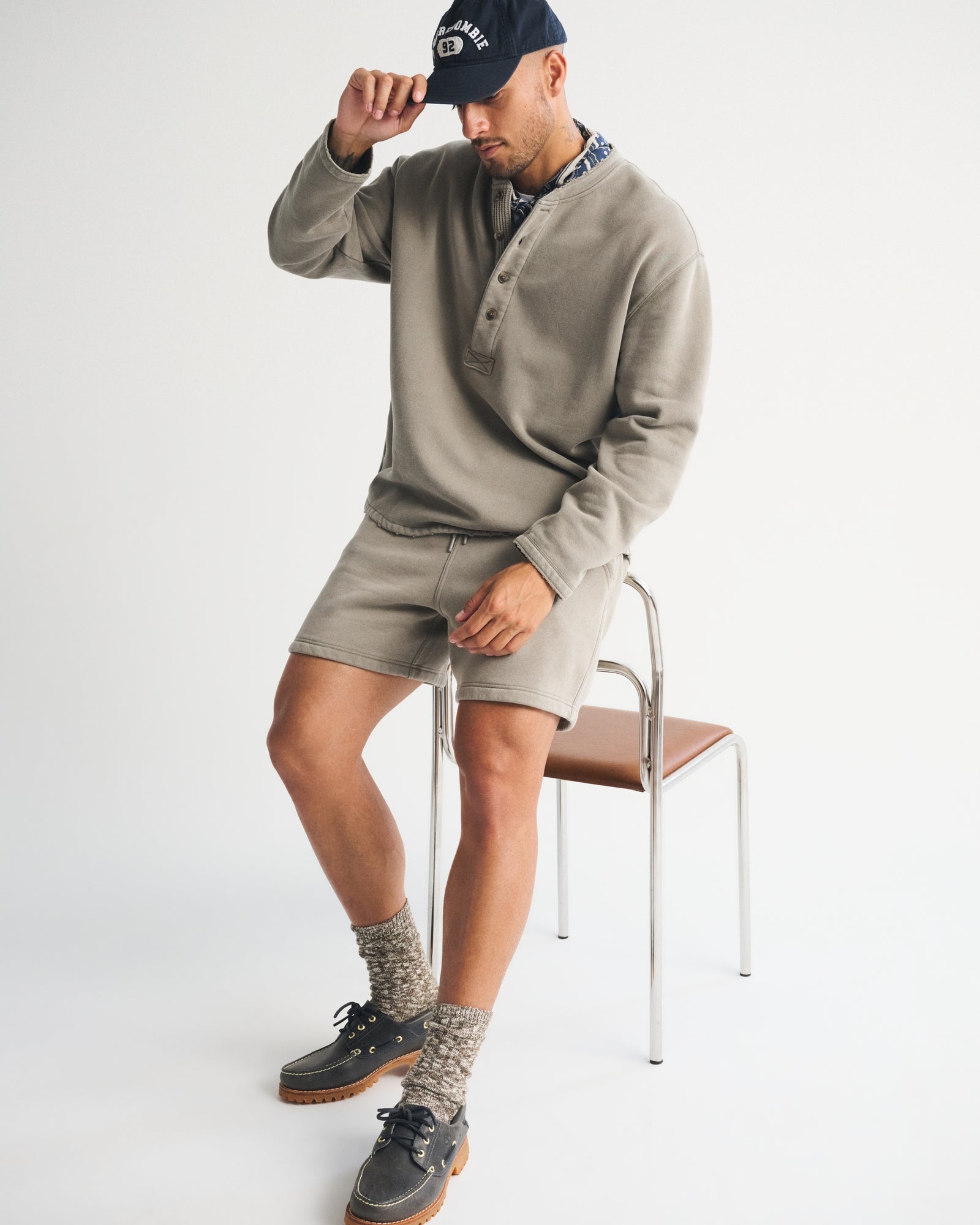 Abercrombie Henley Sweatshirt