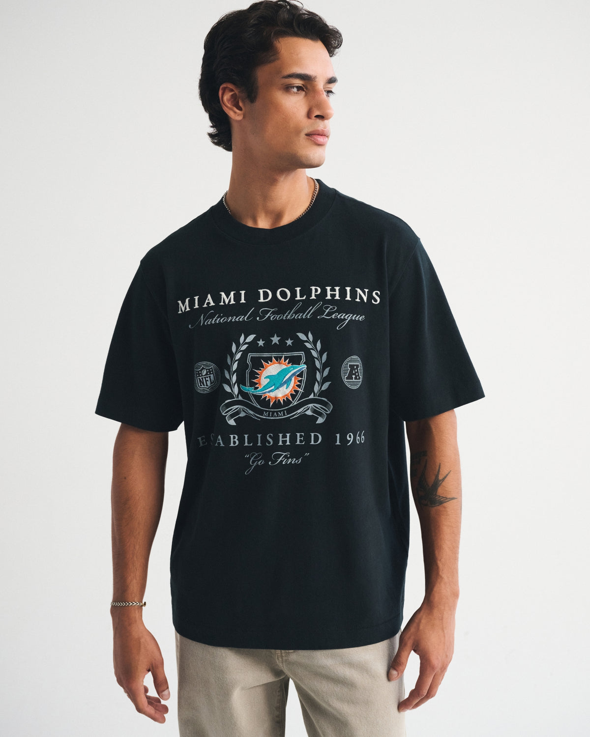 Abercrombie Tennessee Titans Premium Heavyweight 2.0 Tee