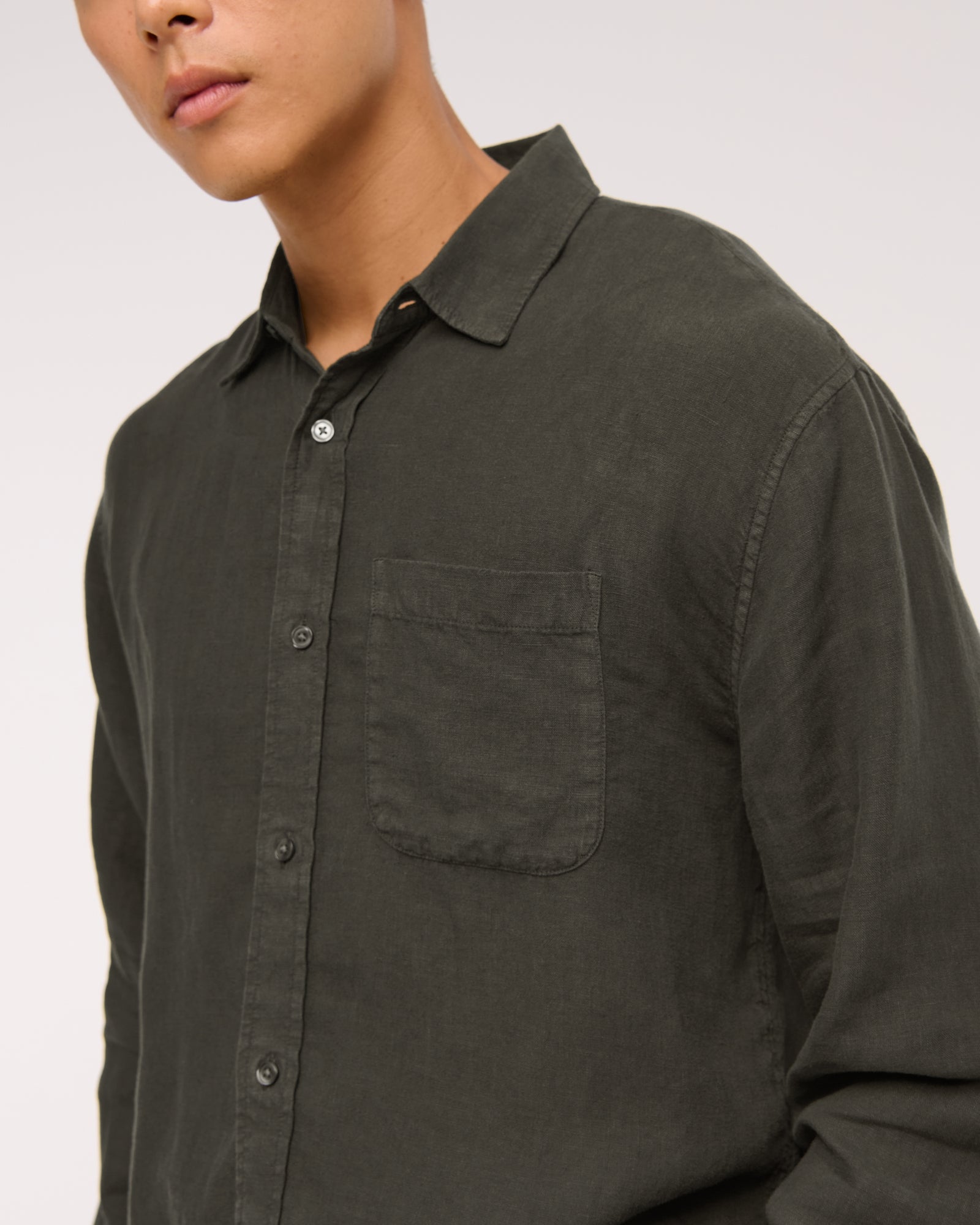 Abercrombie Cropped 100% Linen Button-Up Shirt