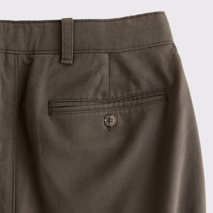 Abercrombie Relaxed Pleated Chino