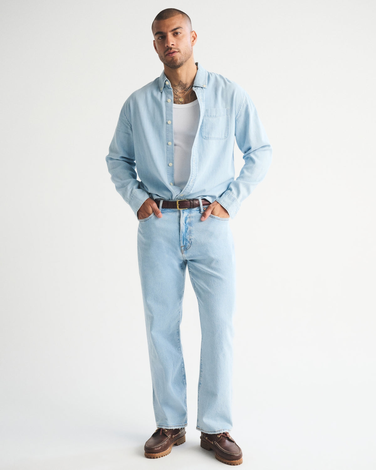 Abercrombie Athletic Relaxed Straight Jean