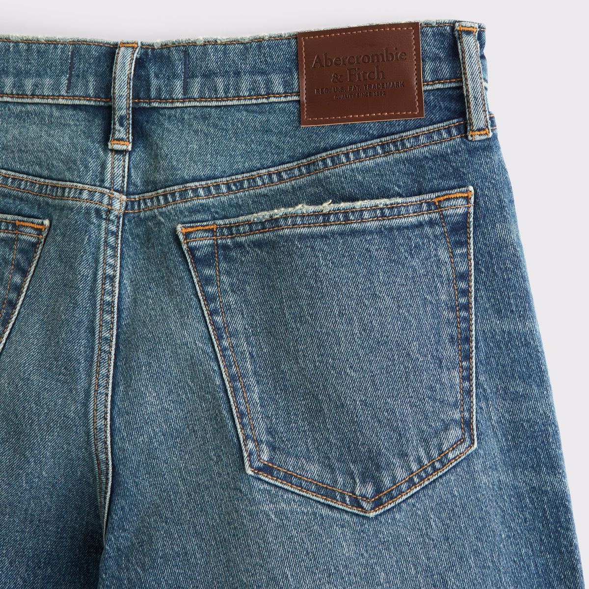 Abercrombie 90s Straight Jean