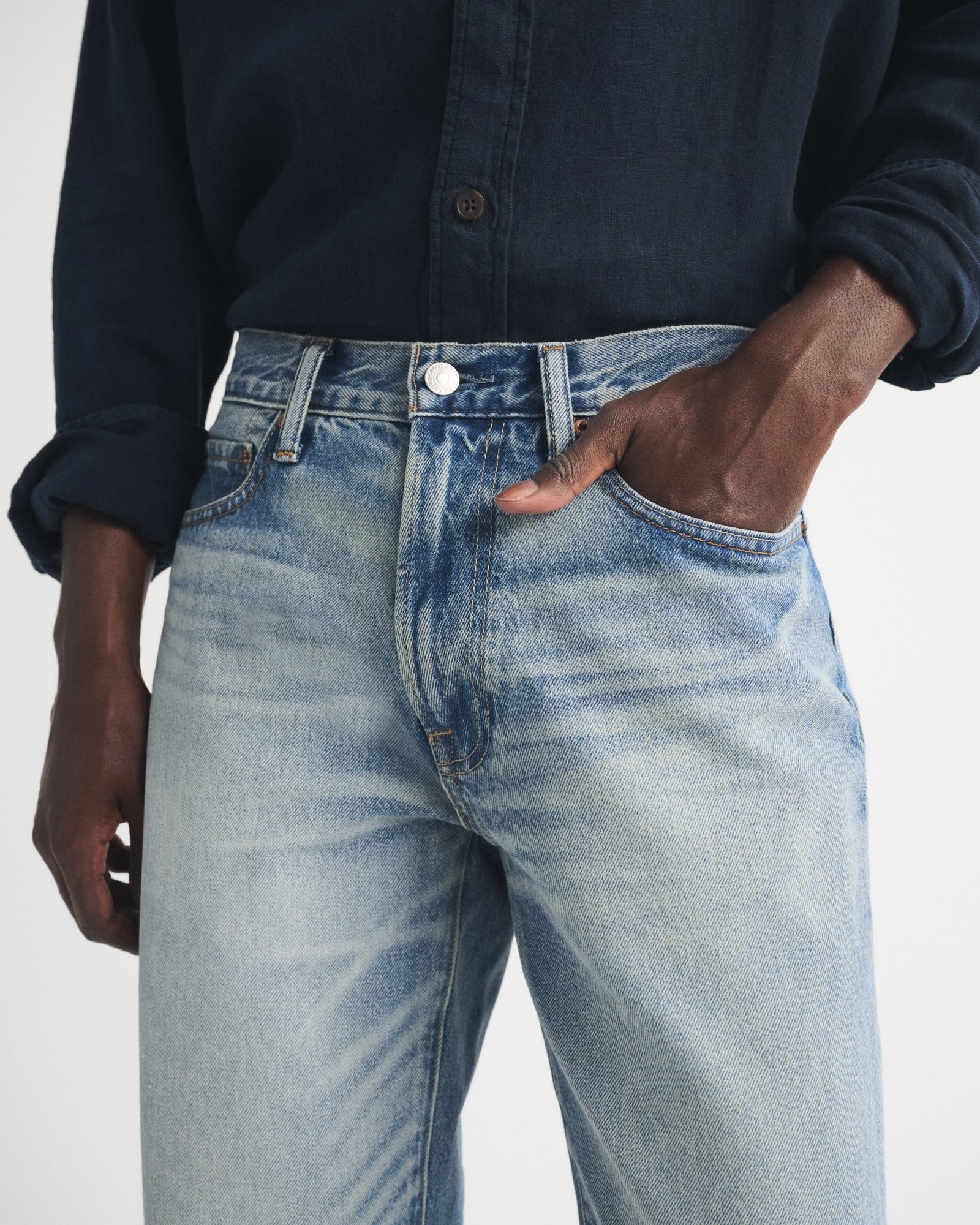 Abercrombie Relaxed Straight Jean