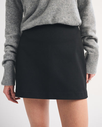 Abercrombie A&F Scarlet Forme Mini Skort