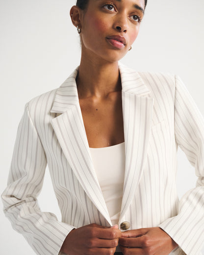 Abercrombie Nipped-Waist Suiting Blazer