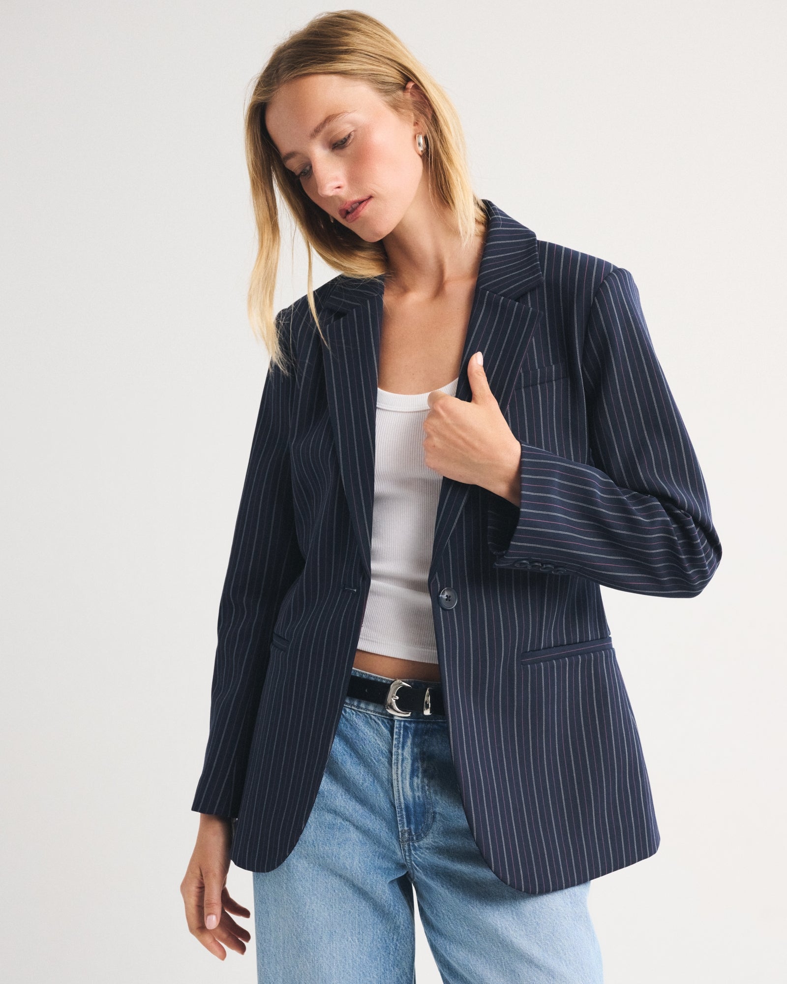 Abercrombie Nipped-Waist Suiting Blazer