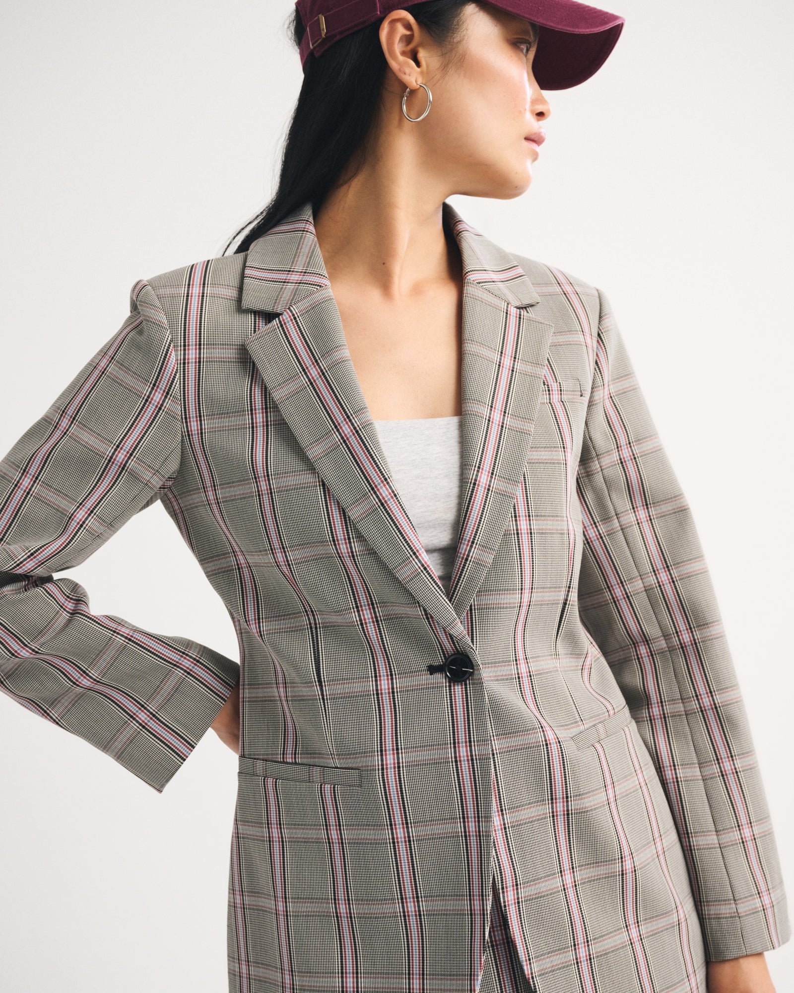 Abercrombie Nipped-Waist Suiting Blazer