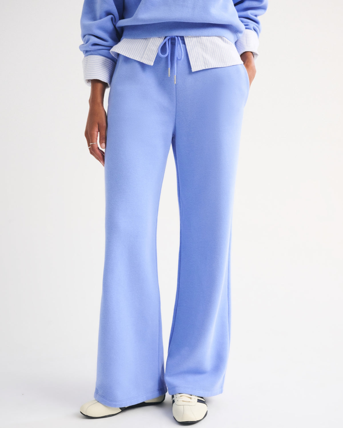 Abercrombie Sunday High Rise Wide Leg Sweatpant