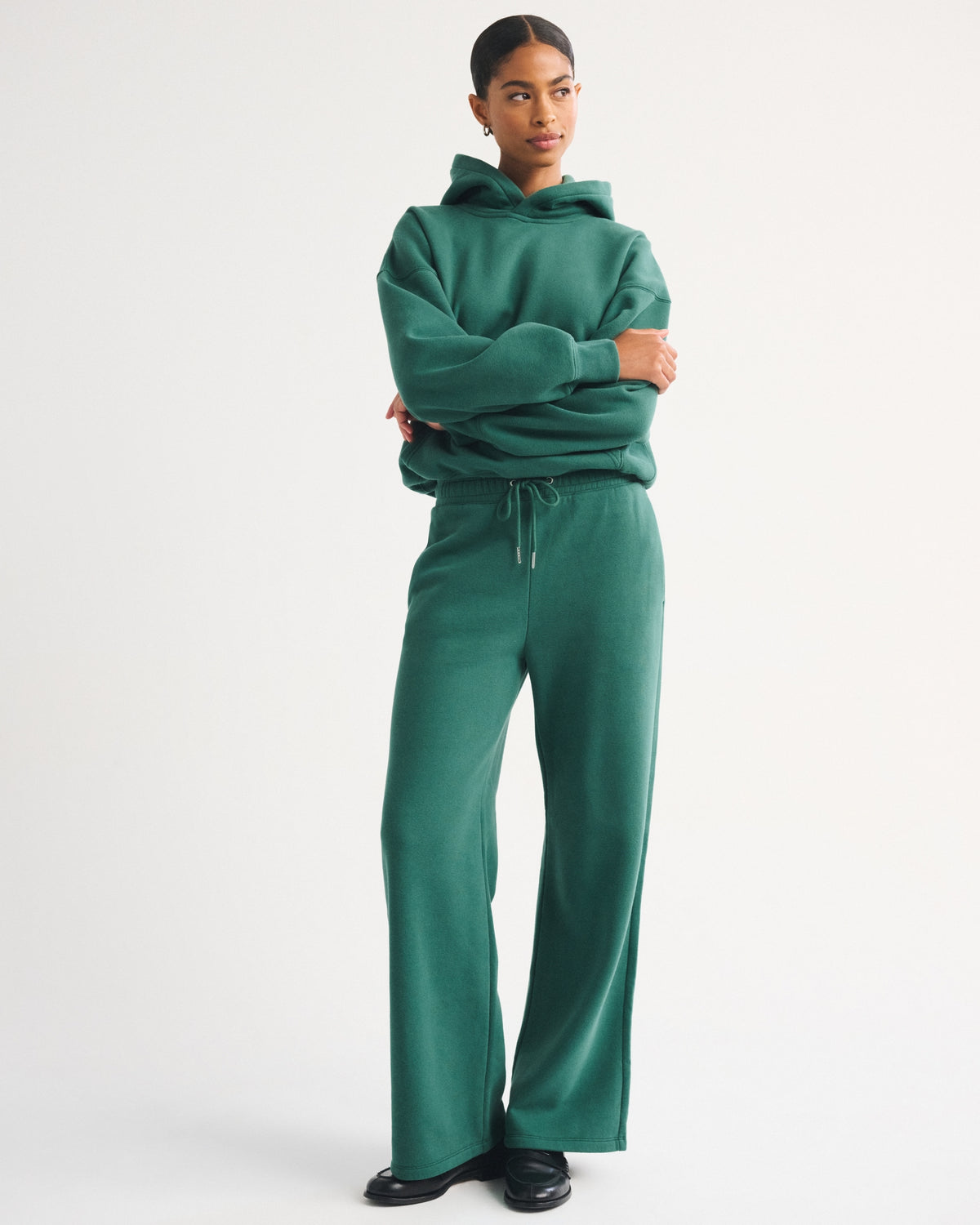 Abercrombie Sunday High Rise Wide Leg Sweatpant
