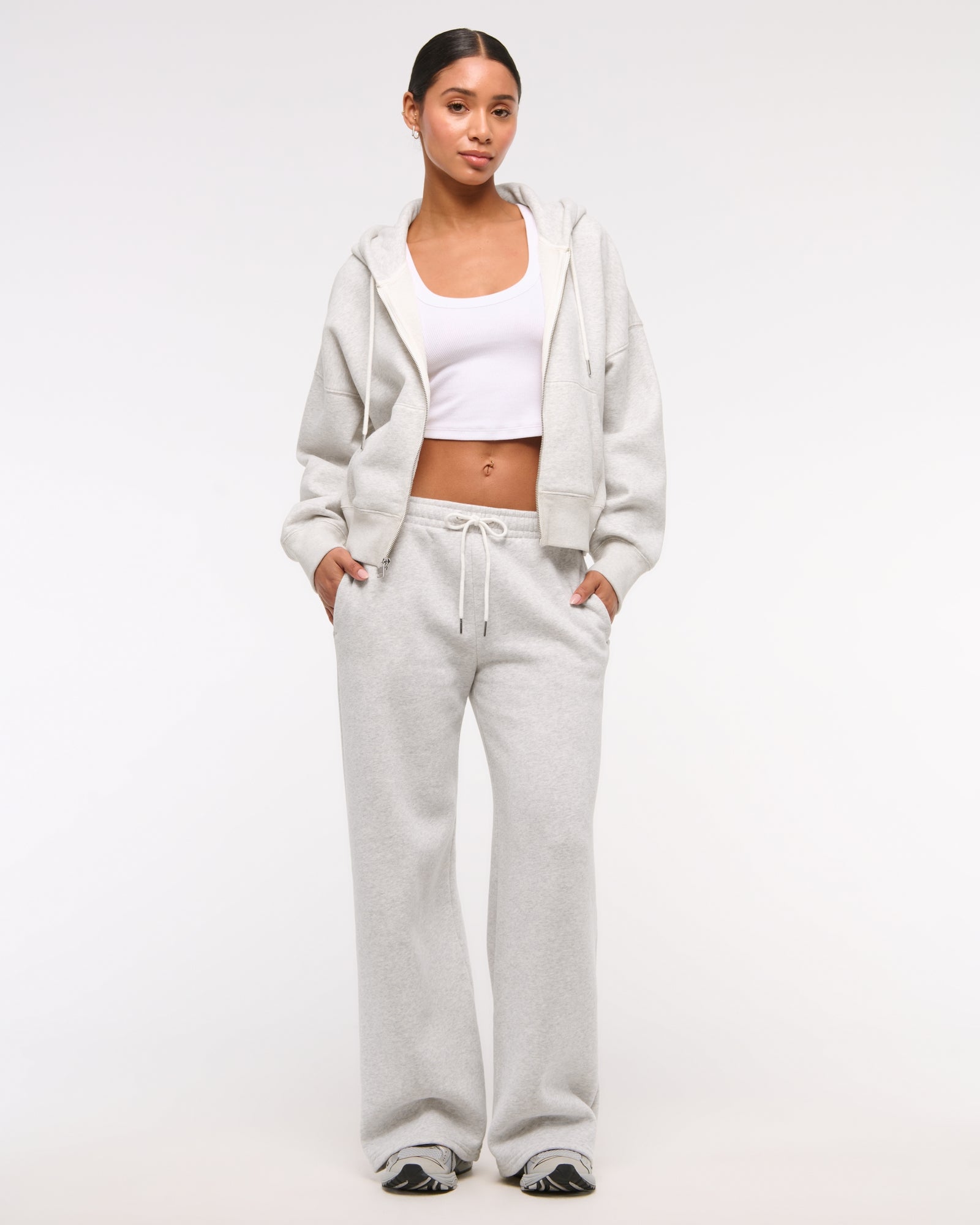 Abercrombie Sunday High Rise Wide Leg Sweatpant