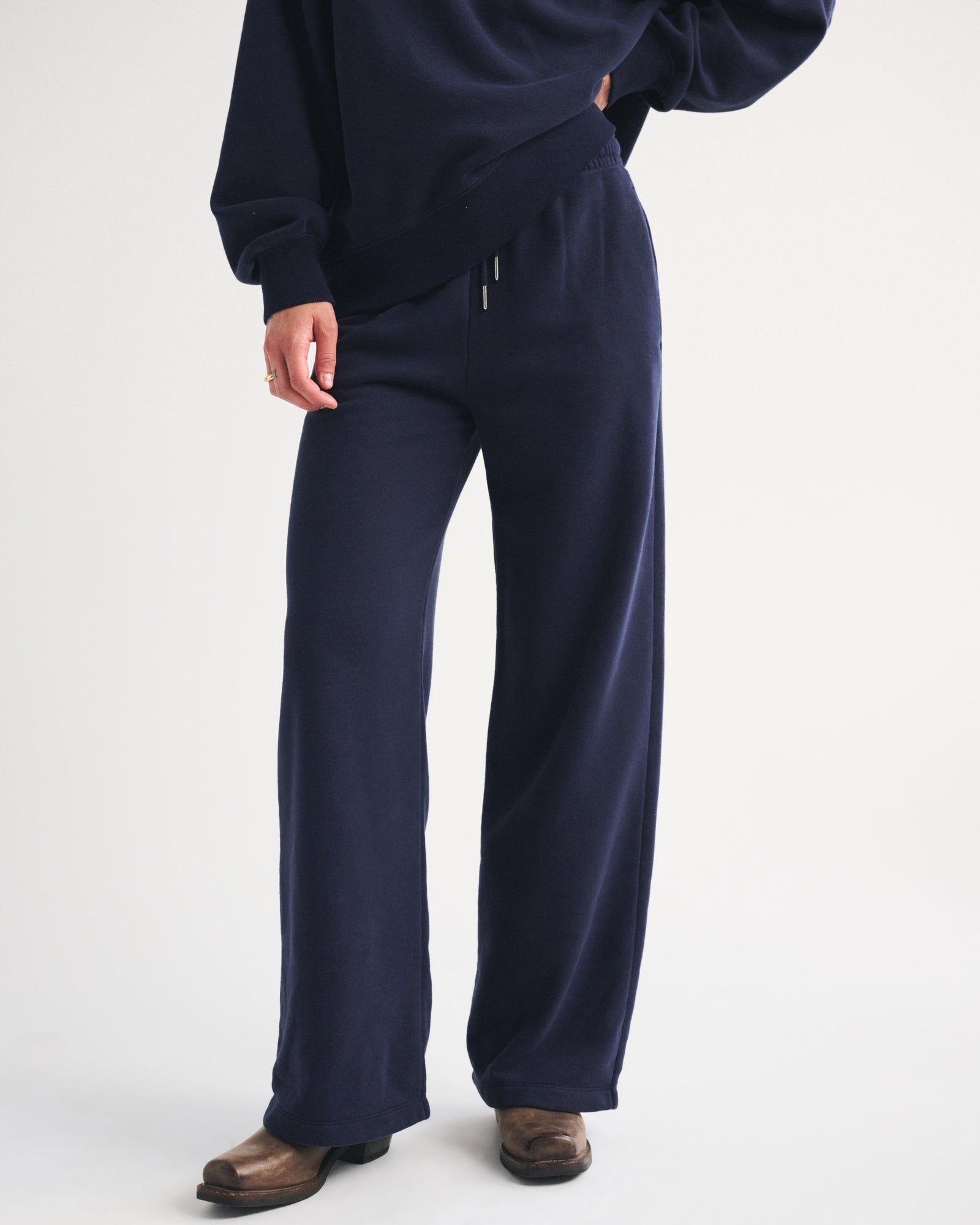 Abercrombie Sunday High Rise Wide Leg Sweatpant