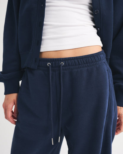 Abercrombie Sunday High Rise Forward Seam Barrel Sweatpant
