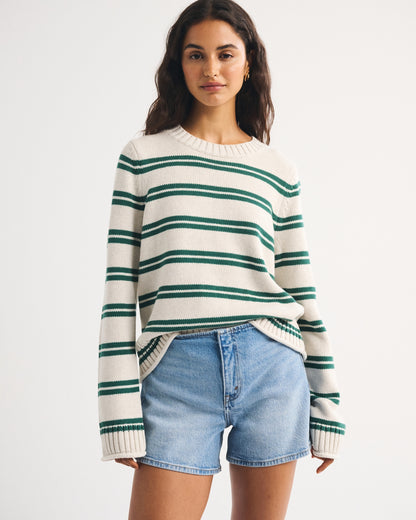 Abercrombie Clean Waist Mid Rise A-Line Short