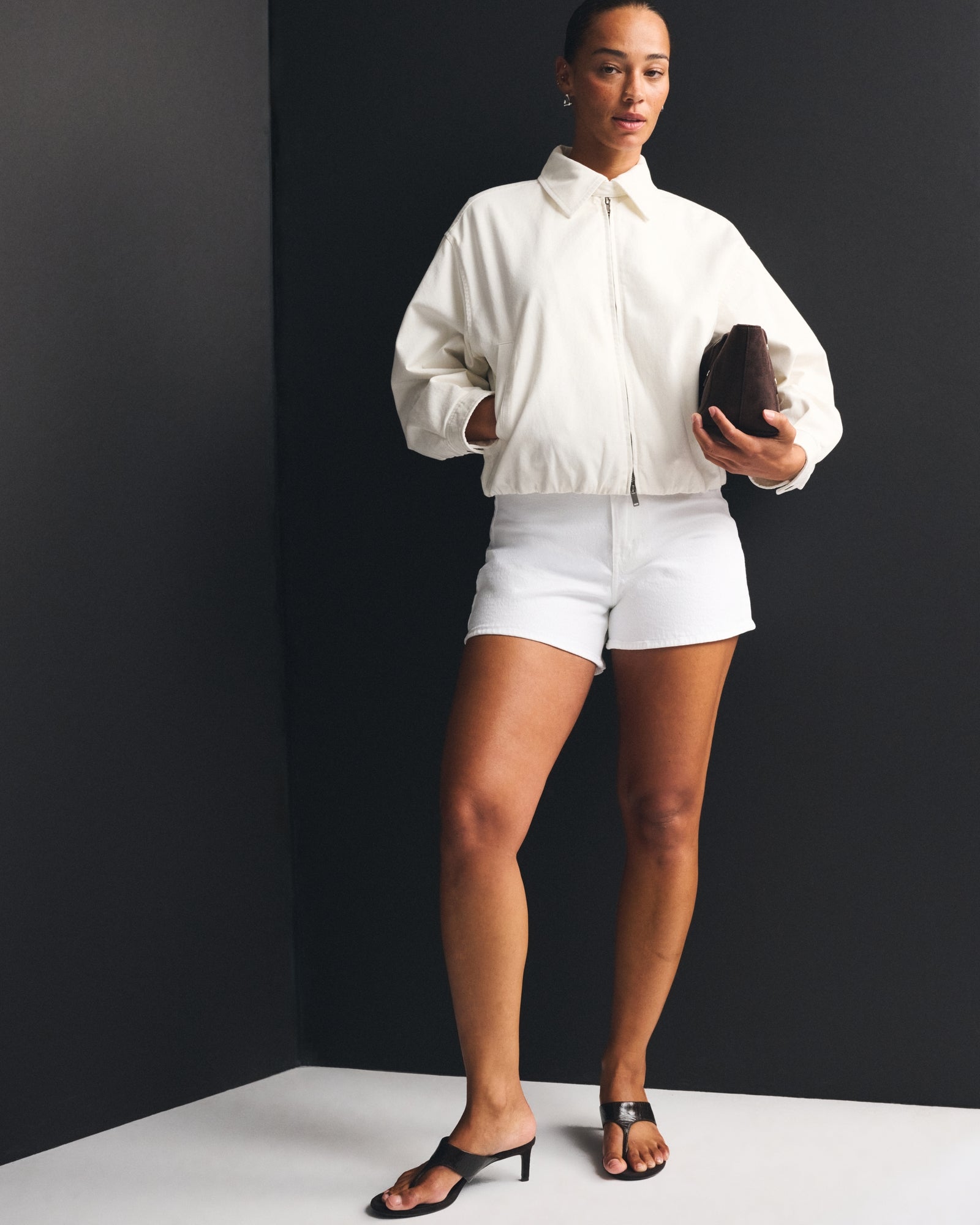 Abercrombie Curve Love Clean Waist Mid Rise A-Line Short