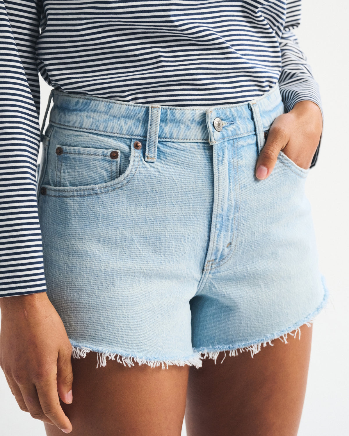 Abercrombie Curve Love High Rise 90s Relaxed Short