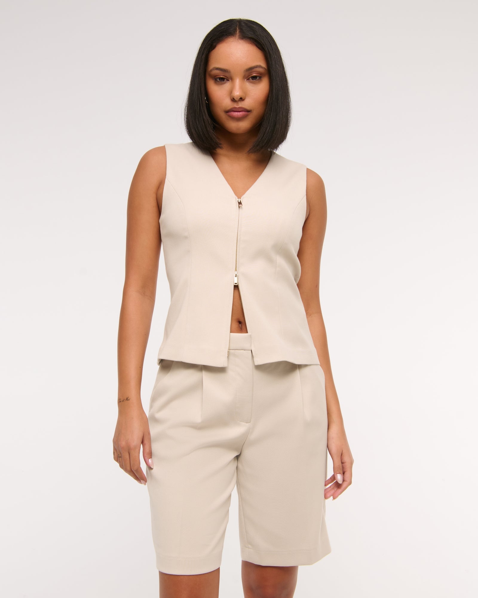 Abercrombie Mid Rise Bermuda Short