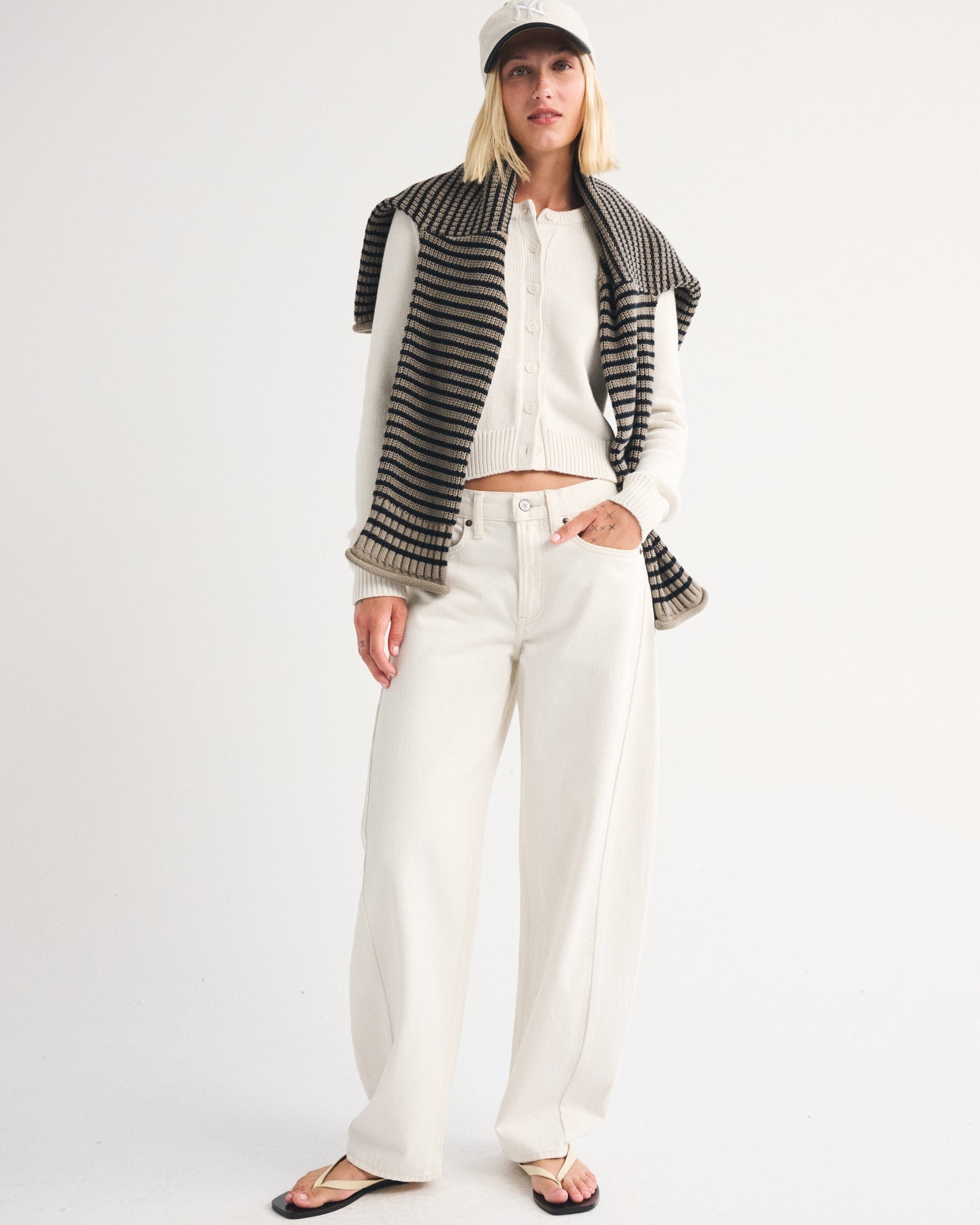 Abercrombie Shrunken Crew Cardigan