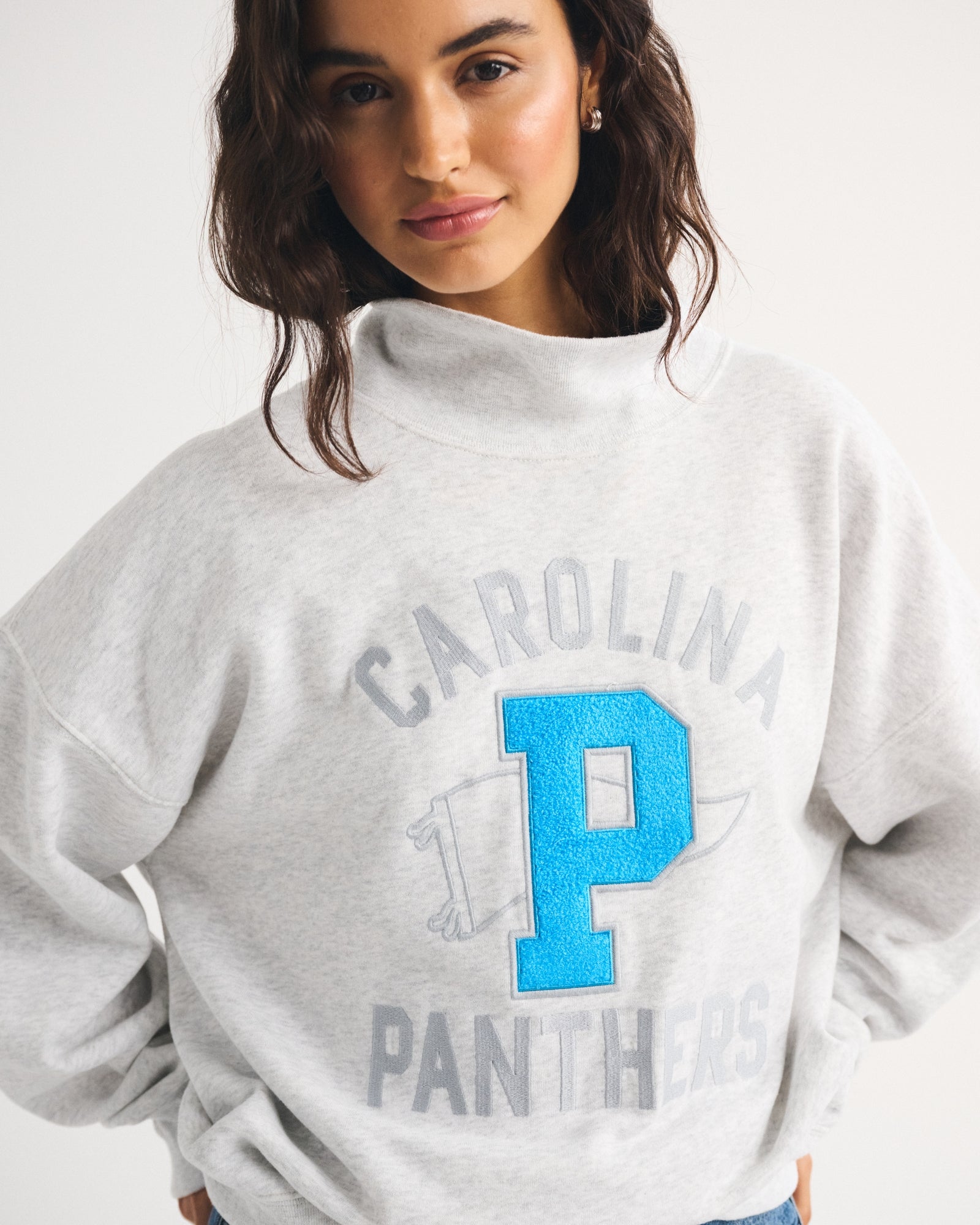 Abercrombie NFL Kansas City Chiefs Funnel-Neck Sweatshirt