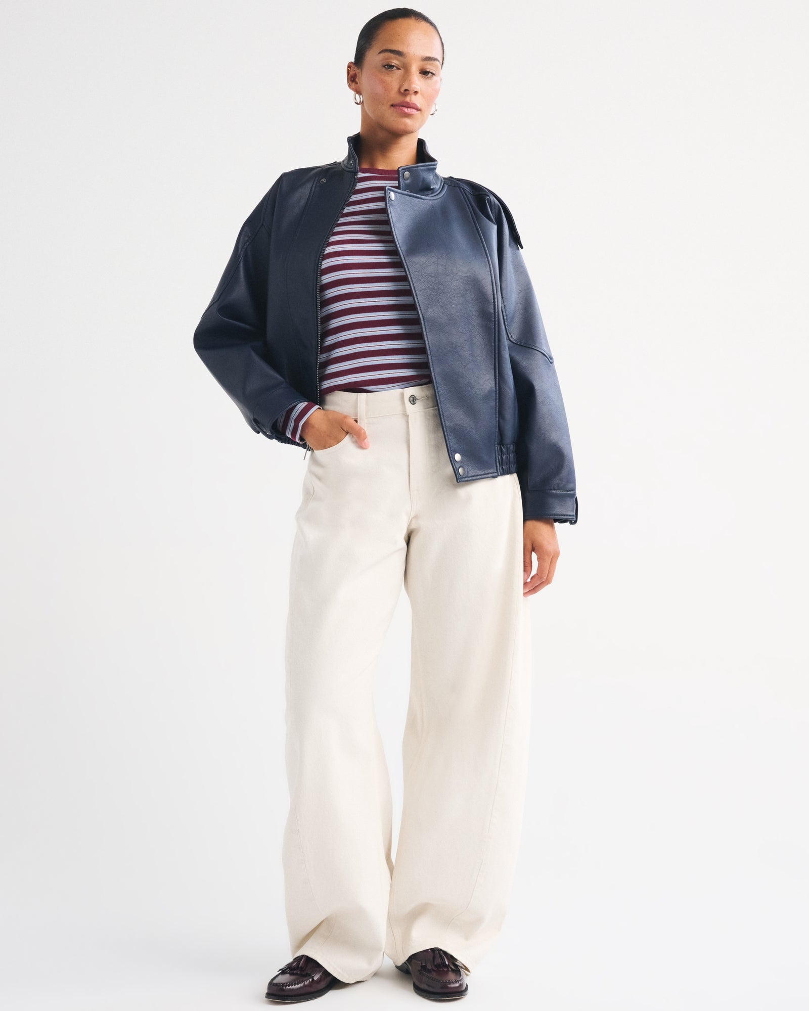 Abercrombie Curve Love High Rise Ultra Barrel Jean