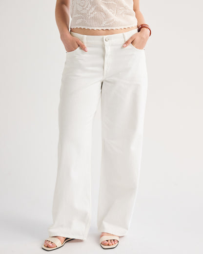 Abercrombie Curve Love Low Rise Ultra Loose Cuffed Hem Jean